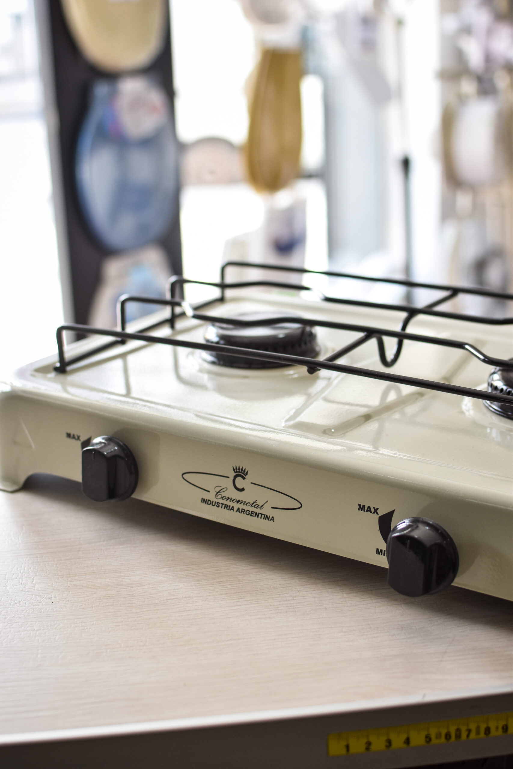 Anafe de 2 hornallas para gas envasado Conometal