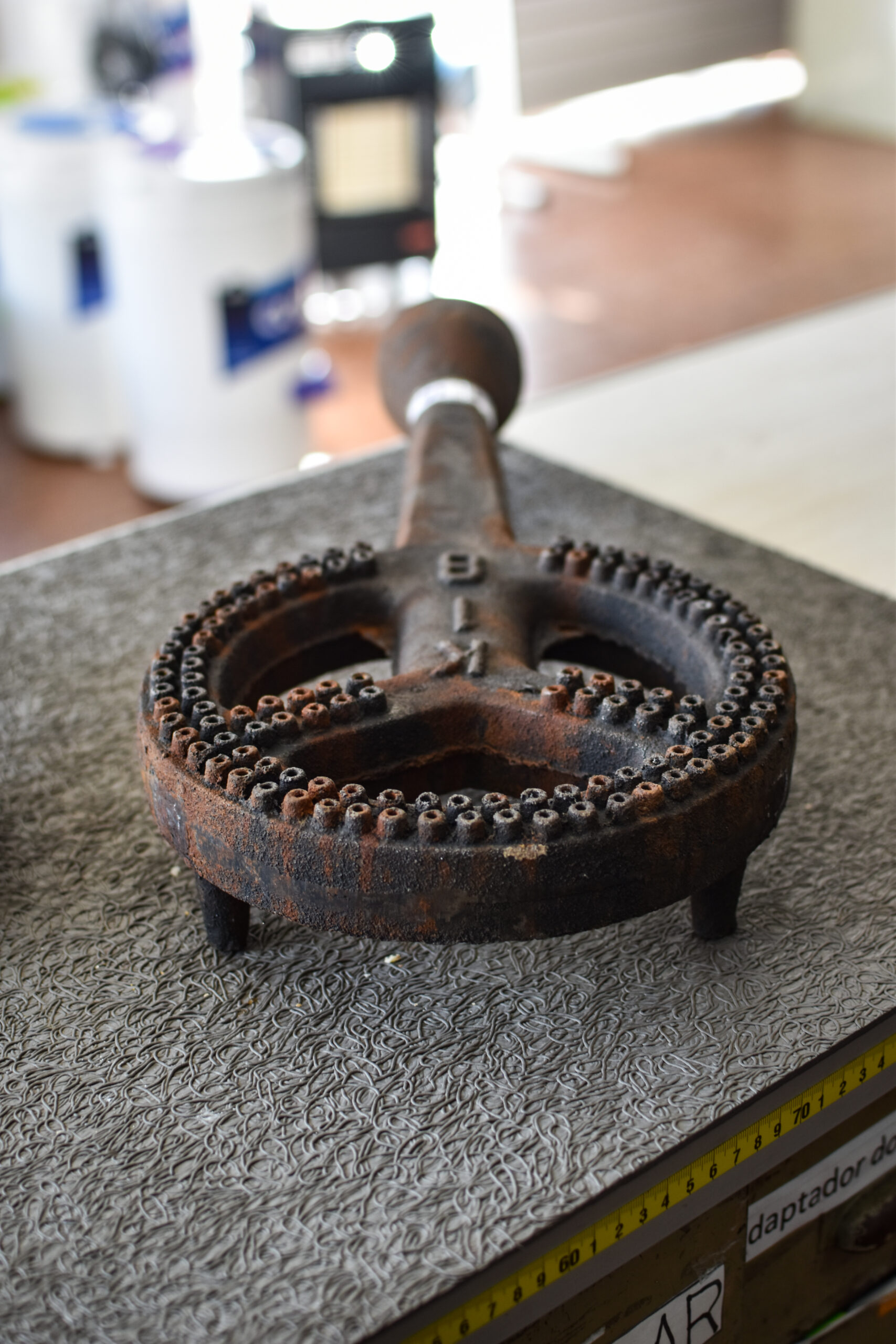 Mechero de fundición - Image 4