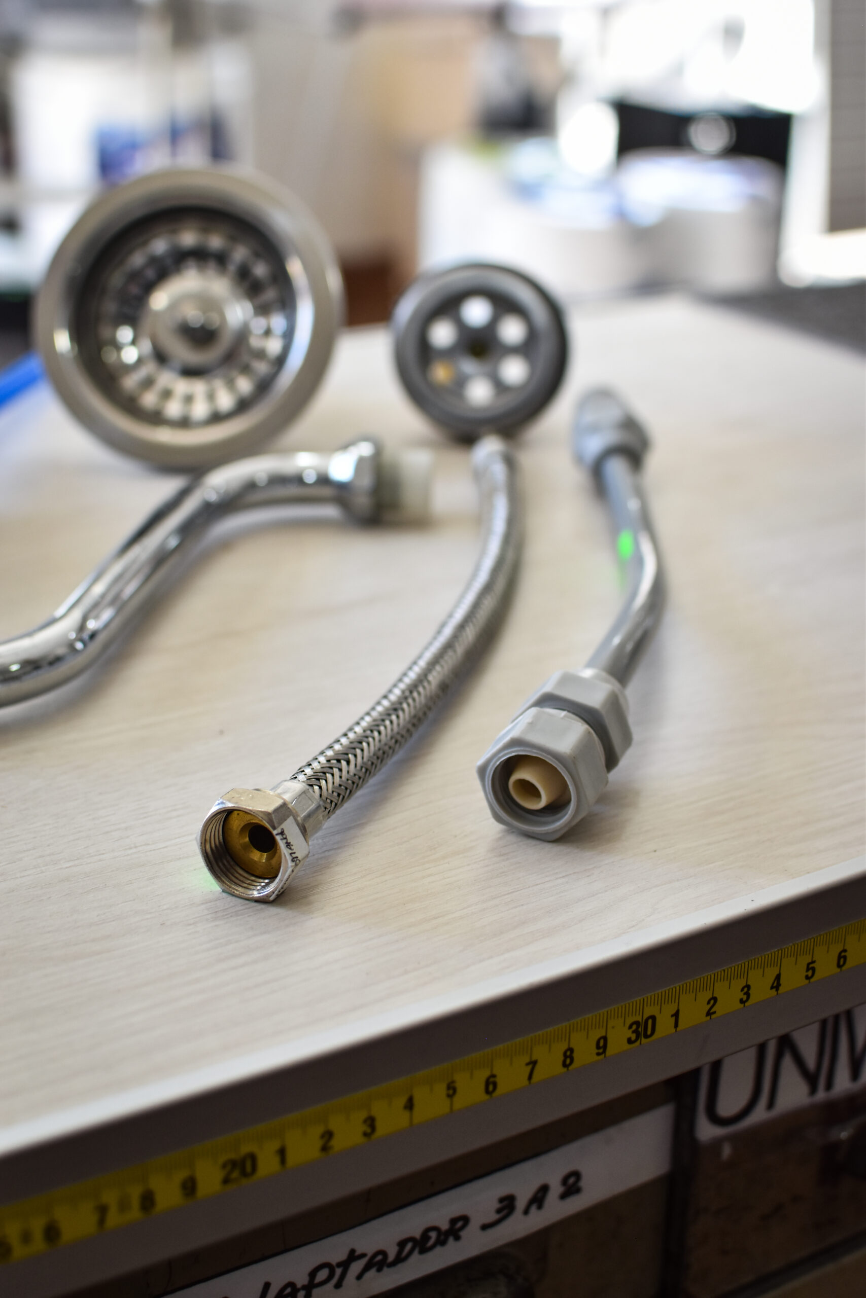 Repuestos sanitarios - Image 3