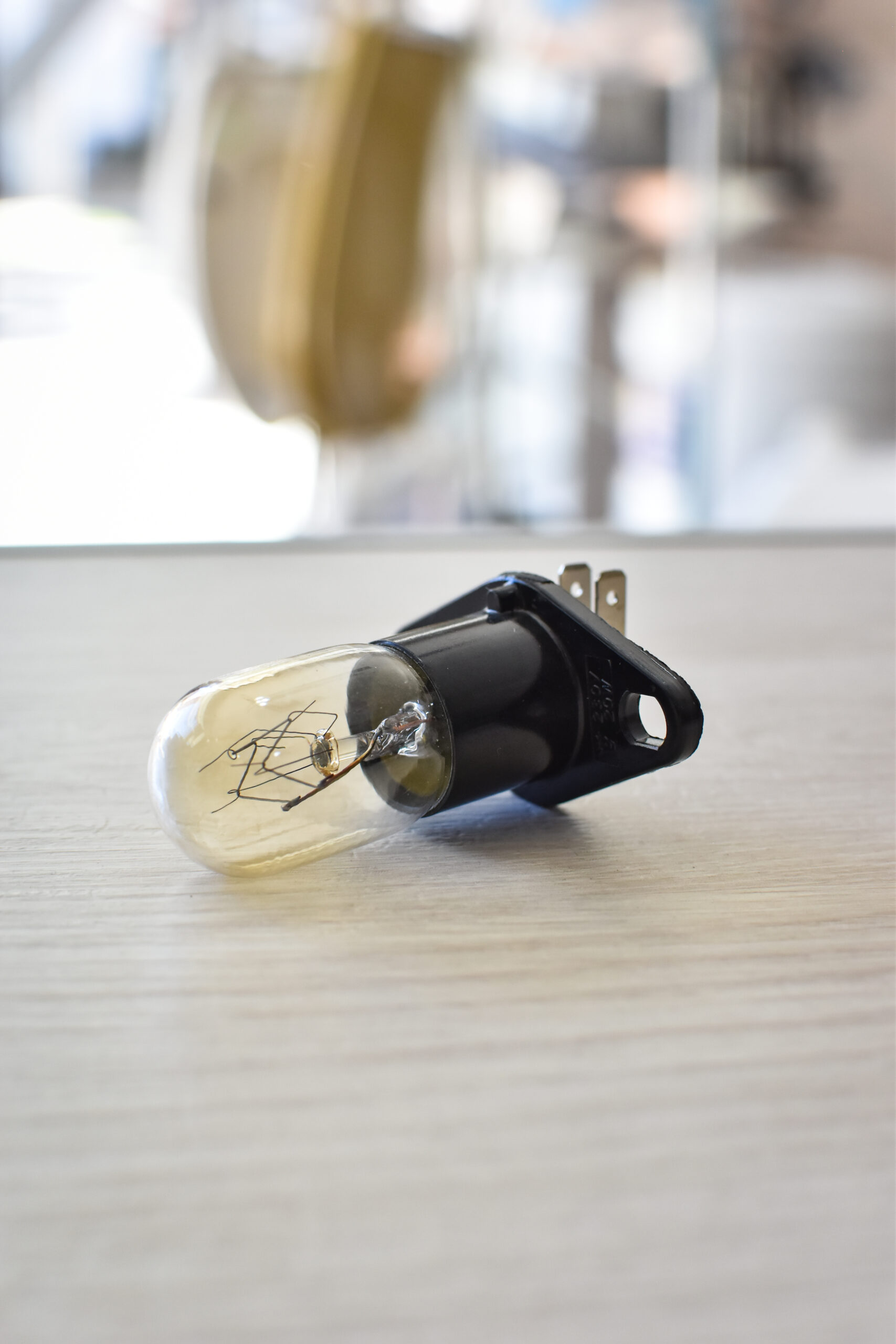 Foco con portalamparas para microondas