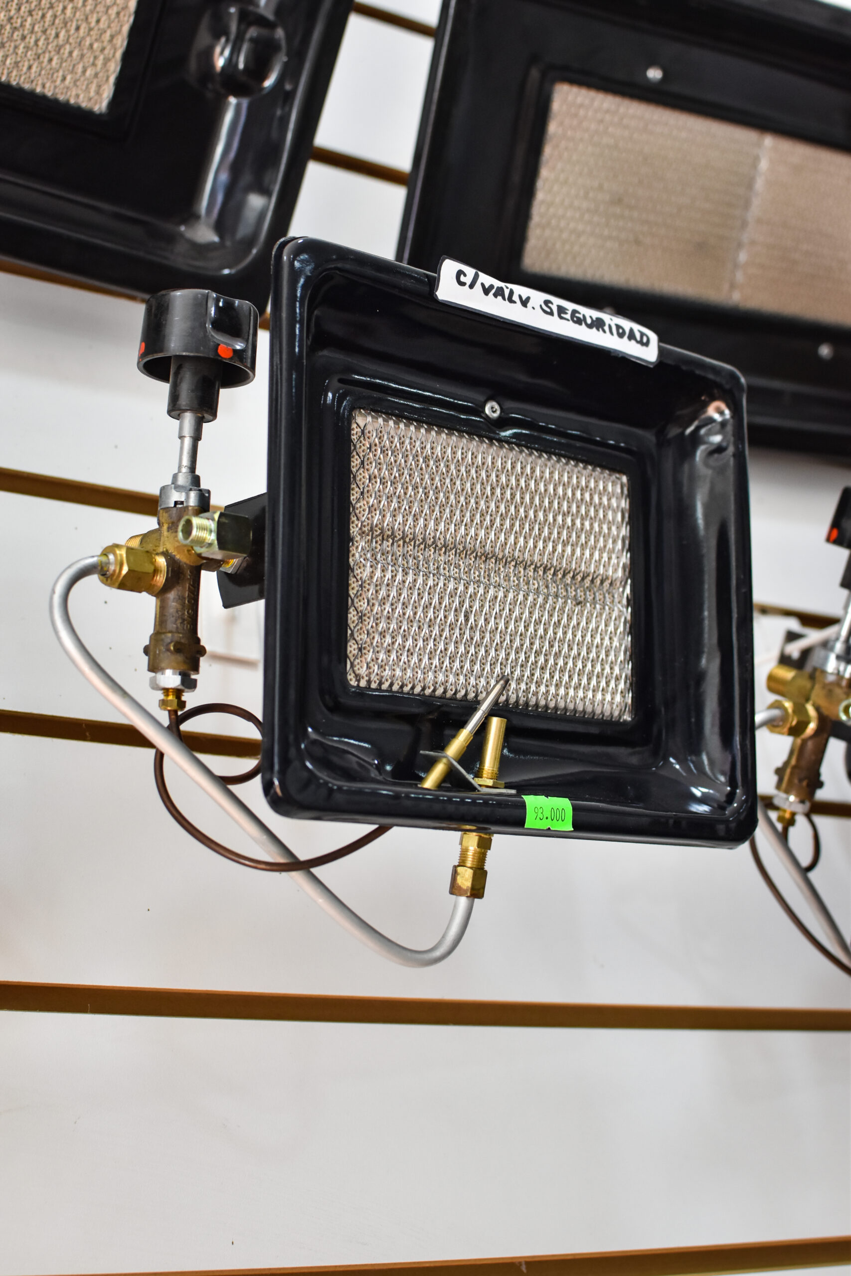Pantallas de 1500 a 3000 calorías para gas natural con válvula de seguridad - Image 2